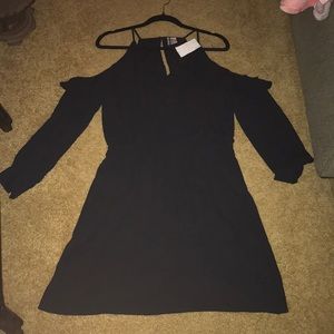 Shoulder-cutout black dress